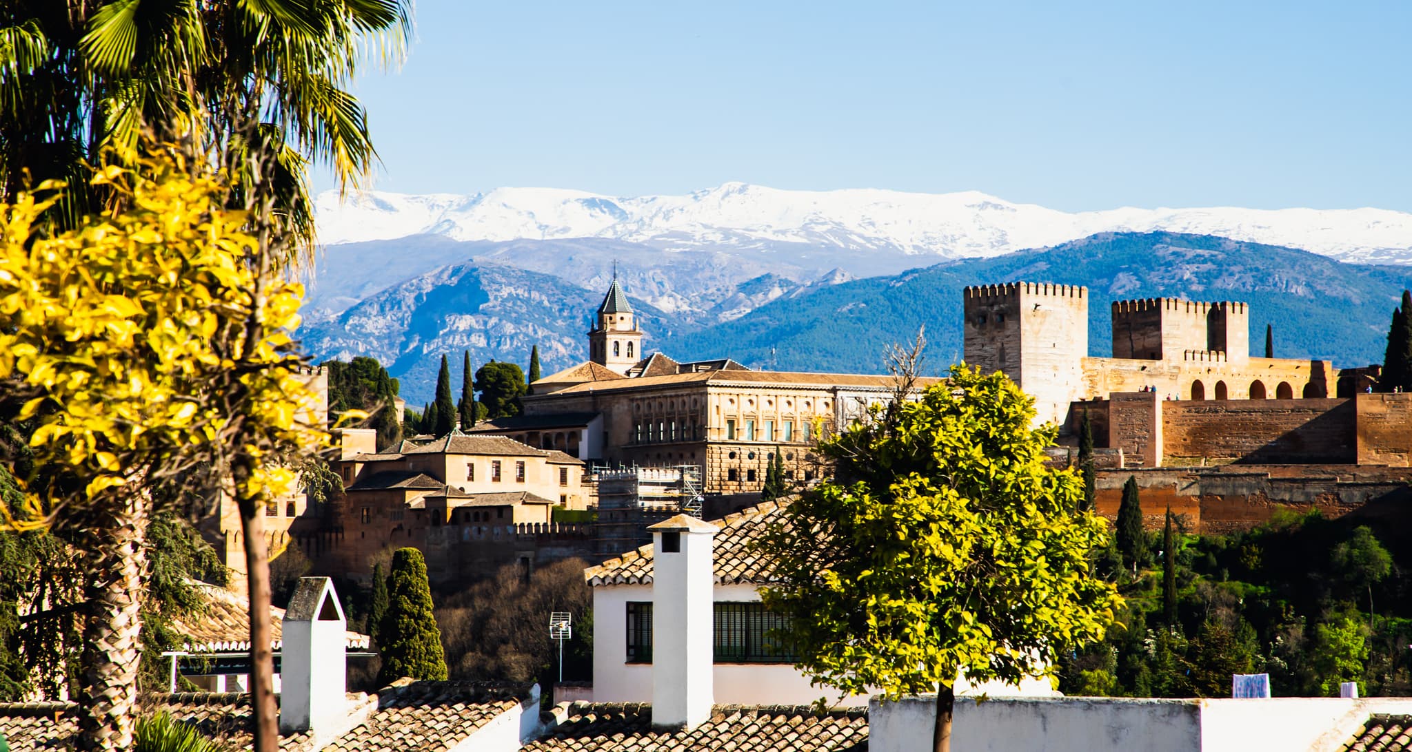 <center>Mediterranean <br>Essence: Barcelona to Málaga</center>